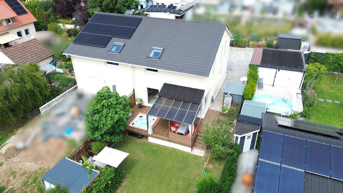 3 bedrooms Townhouse in Heilbronn, Germany No. 240120