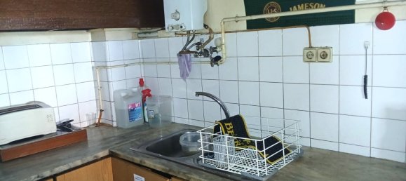 Propiedad comercial de 1 habitación en Covilha, Portugal No. 143732 21