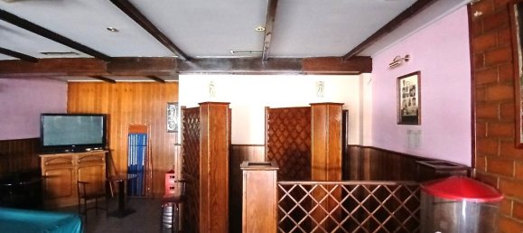 Propiedad comercial de 1 habitación en Covilha, Portugal No. 143732 15