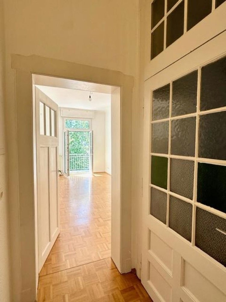 2 rooms Apartment in Frankfurt am Main, Germany No. 7593