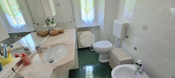 2 bedrooms Apartment in Genoa, Italy No. 301548 13