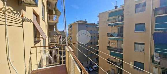 2 bedrooms Apartment in Genoa, Italy No. 301548 6