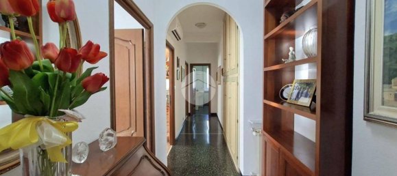2 bedrooms Apartment in Genoa, Italy No. 301548 2