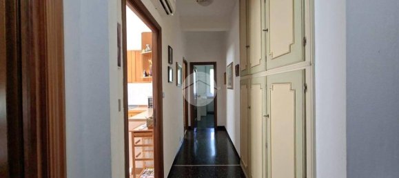 2 bedrooms Apartment in Genoa, Italy No. 301548 8