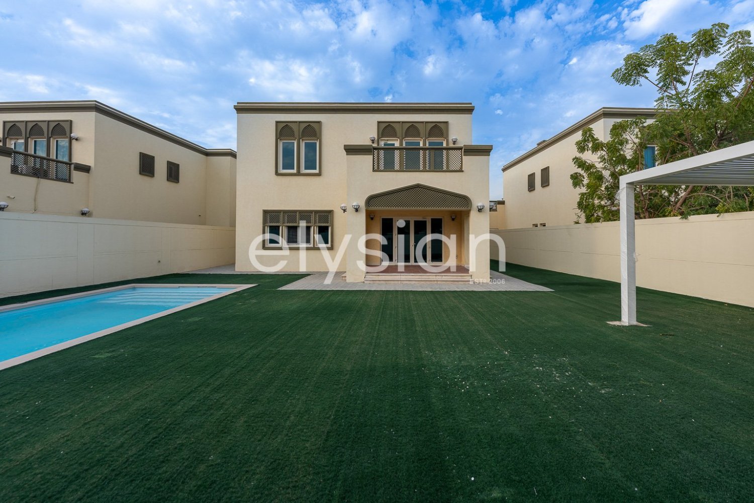 3 bedrooms Villa in Jumeirah Park, UAE No. 96873
