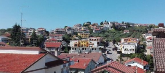 Bâtiment à Pescara, Italy 900m² No. 220522 5