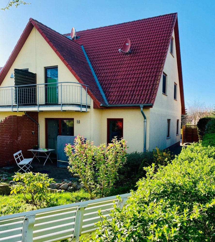 Adosado de 3 dormitorios en Rostock, Germany No. 291378