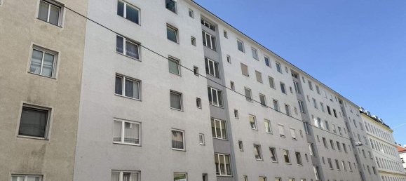 2 rooms Apartment in Favoriten, Austria No. 171636 3