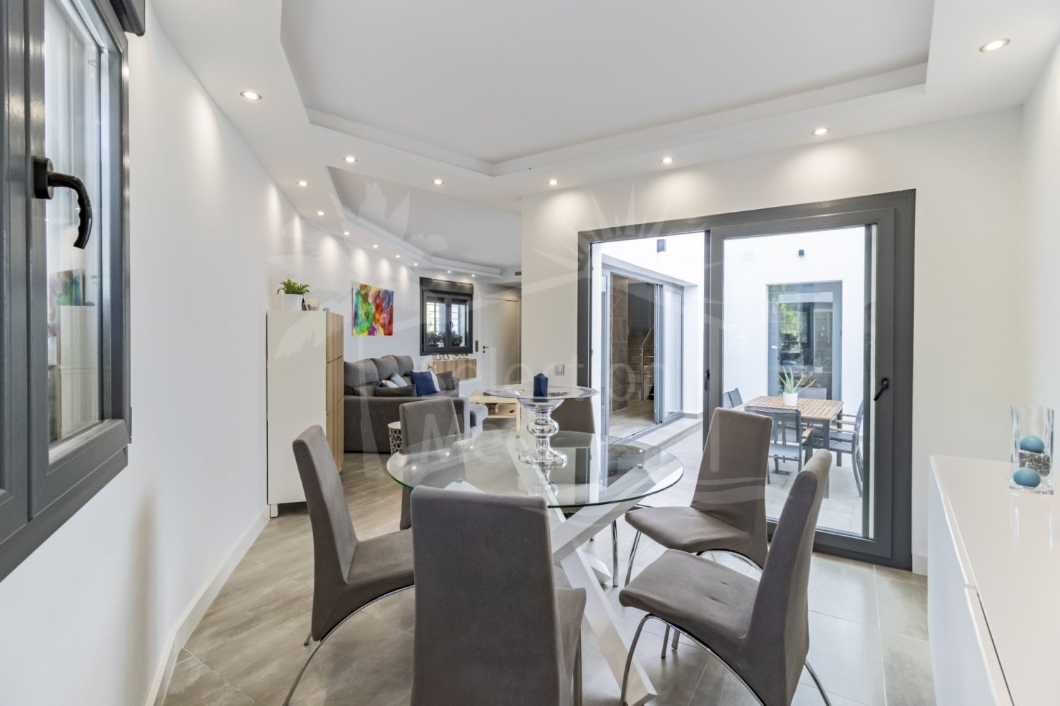 3 Schlafzimmer Villa in Marbella, Spain, Nr. 56912