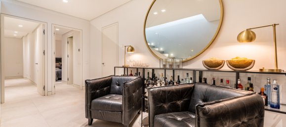 5 bedrooms Villa in Marbella Golden Mile, Spain No. 3069 22