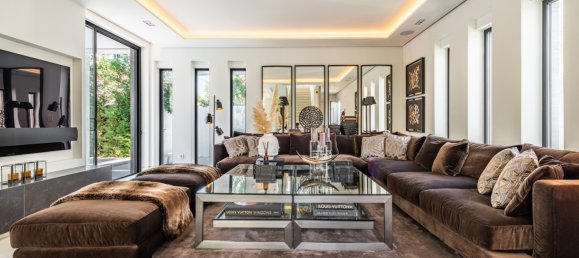 5 bedrooms Villa in Marbella Golden Mile, Spain No. 3069 5