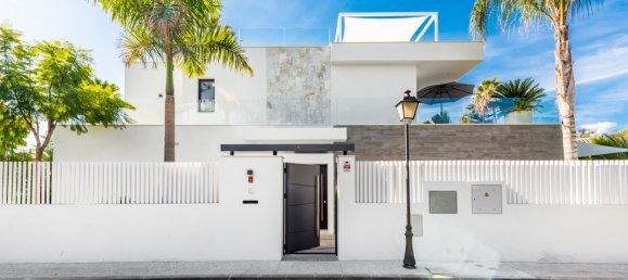 5 bedrooms Villa in Marbella Golden Mile, Spain No. 3069 2