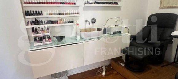 Propiedad comercial de 1 habitación en Ostuni, Italy No. 279634 19