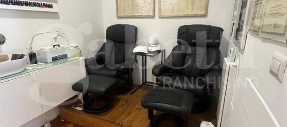 Propiedad comercial de 1 habitación en Ostuni, Italy No. 279634 18