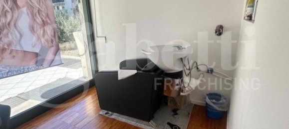 Propiedad comercial de 1 habitación en Ostuni, Italy No. 279634 17