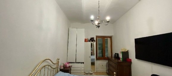 6 bedrooms House in Capraia e Limite, Italy No. 318127 19