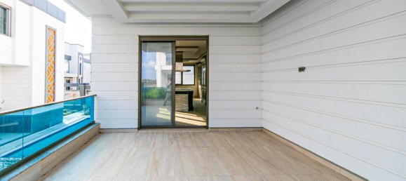 Villa 3+3 à Kundu, Turkey No. 822 11