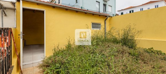 2 bedrooms House in Porto, Portugal No. 187440 4