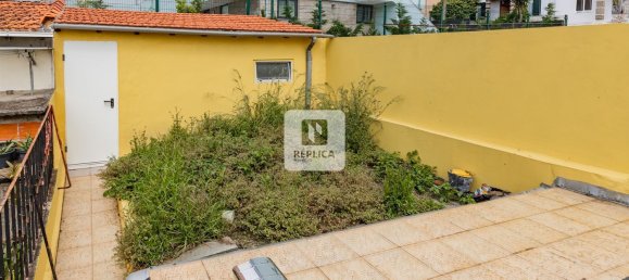 2 bedrooms House in Porto, Portugal No. 187440 5