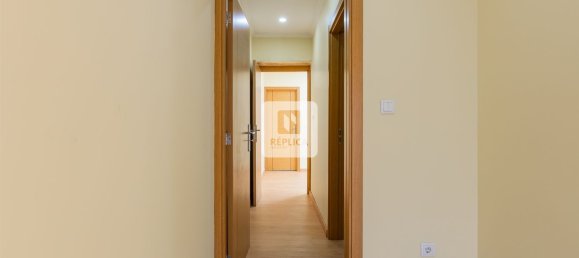 2 bedrooms House in Porto, Portugal No. 187440 24