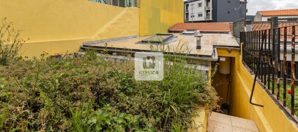 2 bedrooms House in Porto, Portugal No. 187440 6