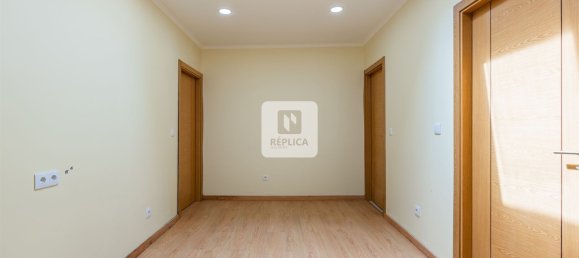 2 bedrooms House in Porto, Portugal No. 187440 23