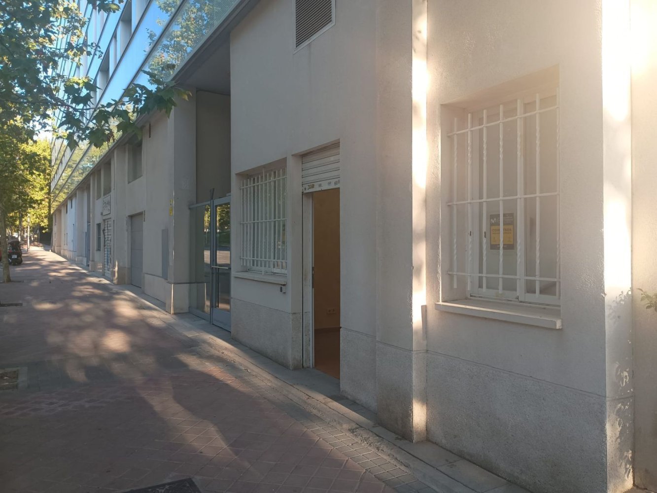  عقار تجاري في Madrid, Spain 57متر مربع رقم 252126