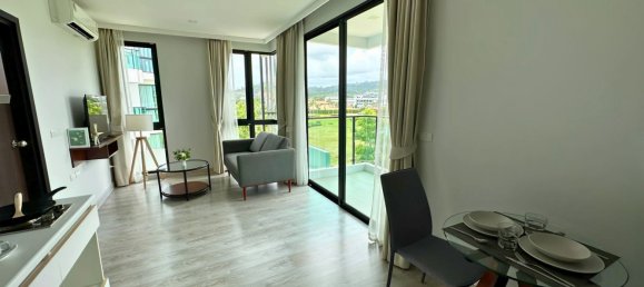Studio in the Condo in Nai Yang, Thailand No. 8442 3