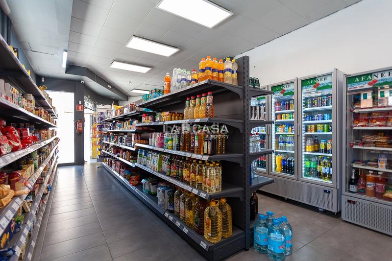 120m² Commercial property in Gava, Spain No. 272936