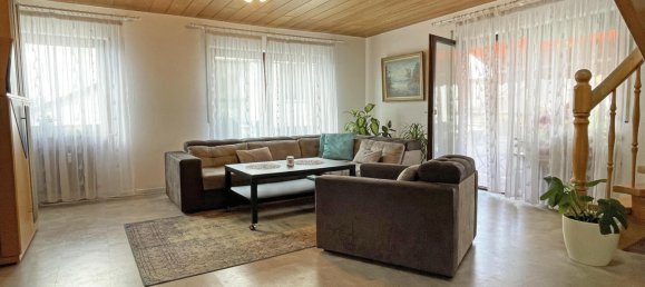 4-Zimmer Doppelhaus in Rems-Murr-Kreis, Germany, Nr. 233479 2