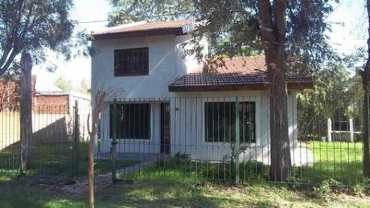 2 bedrooms House in Ituzaingo, Argentina No. 20445