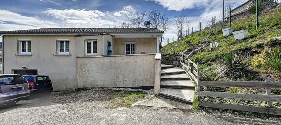 3 bedrooms House in Le Chambon-Feugerolles, France No. 193228 10