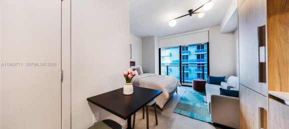 propiedad comercial en venta en Miami, Miami-Dade, Florida, USA № 614310 8