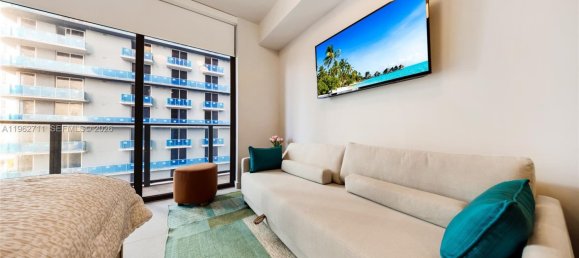 propiedad comercial en venta en Miami, Miami-Dade, Florida, USA № 614310 15
