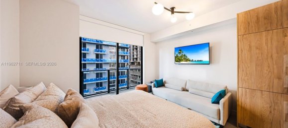 propiedad comercial en venta en Miami, Miami-Dade, Florida, USA № 614310 3