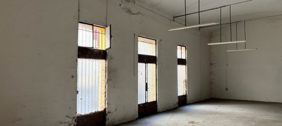  عقار تجاري في Leon, Spain 1979متر مربع رقم 81421 12