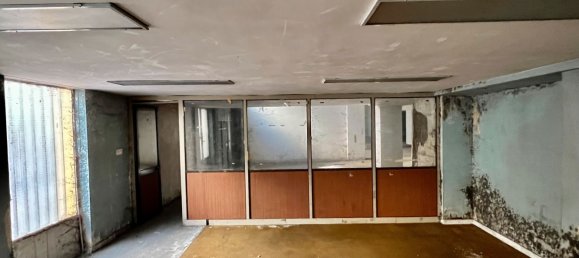  عقار تجاري في Leon, Spain 1979متر مربع رقم 81421 8