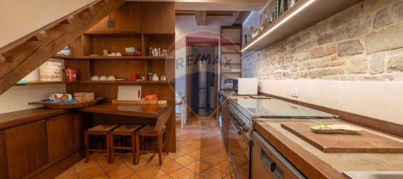 12 rooms House in Cupramontana, Italy No. 7307 21
