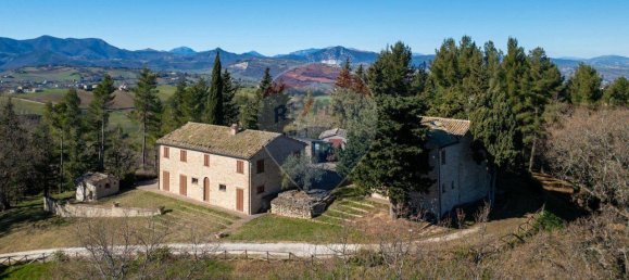 12 rooms House in Cupramontana, Italy No. 7307 6
