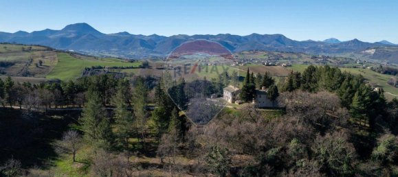 12 rooms House in Cupramontana, Italy No. 7307 8