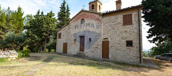 12 rooms House in Cupramontana, Italy No. 7307 3