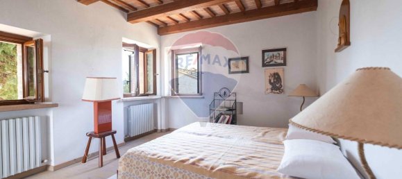 12 rooms House in Cupramontana, Italy No. 7307 31