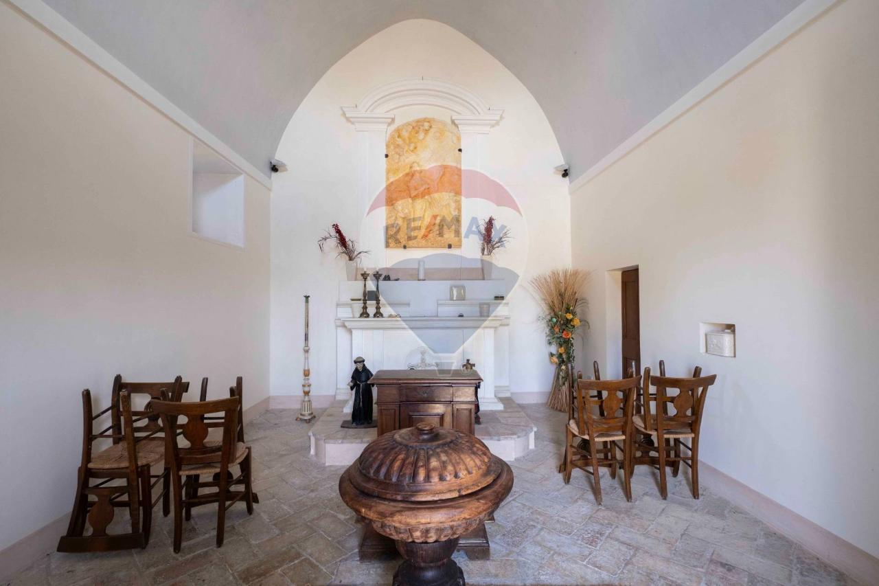 12 rooms House in Cupramontana, Italy No. 7307