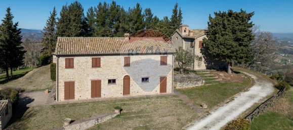 12 rooms House in Cupramontana, Italy No. 7307 9