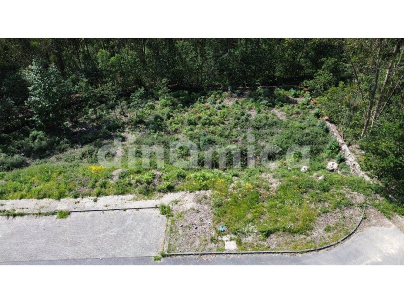 Grundstück in Vila Nova de Famalicao, Portugal 539m², Nr. 32976