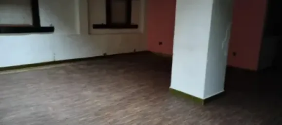  عقار تجاري في Palencia, Spain 195متر مربع رقم 111980 11