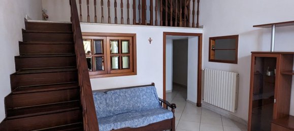 Дом с 3 комнатами в Мола ди Бари, Италия № 104745 4