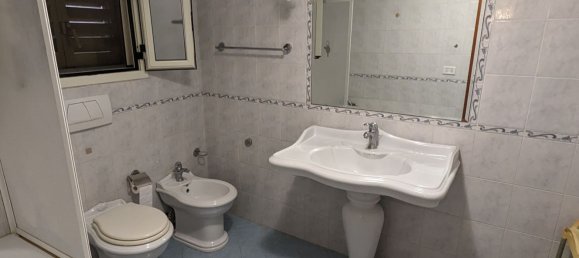 Дом с 3 комнатами в Мола ди Бари, Италия № 104745 15