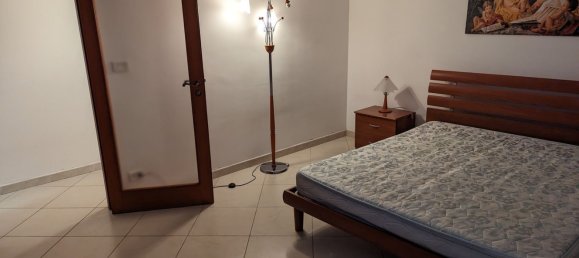 Дом с 3 комнатами в Мола ди Бари, Италия № 104745 6