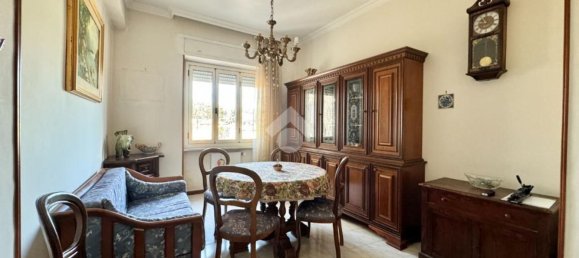 3-salle Appartement à Viterbo, Italy No. 303794 4